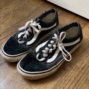 Black vans
